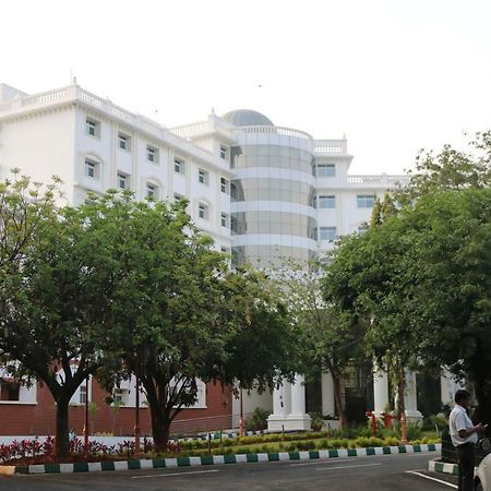 Kstdc Kumarakrupa Hotel バンガロール エクステリア 写真