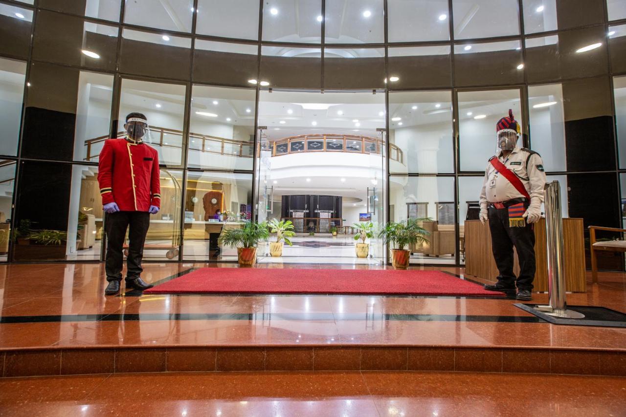 Kstdc Kumarakrupa Hotel バンガロール エクステリア 写真