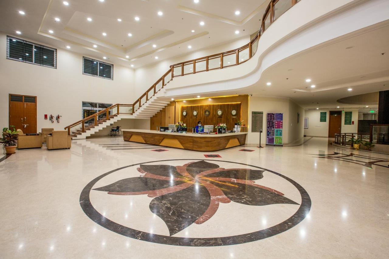 Kstdc Kumarakrupa Hotel バンガロール エクステリア 写真