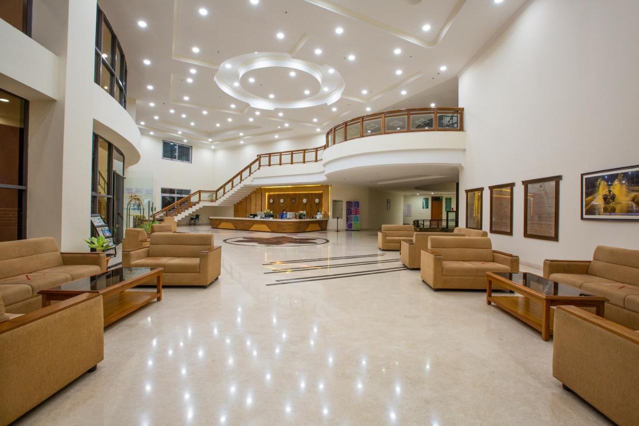 Kstdc Kumarakrupa Hotel バンガロール エクステリア 写真