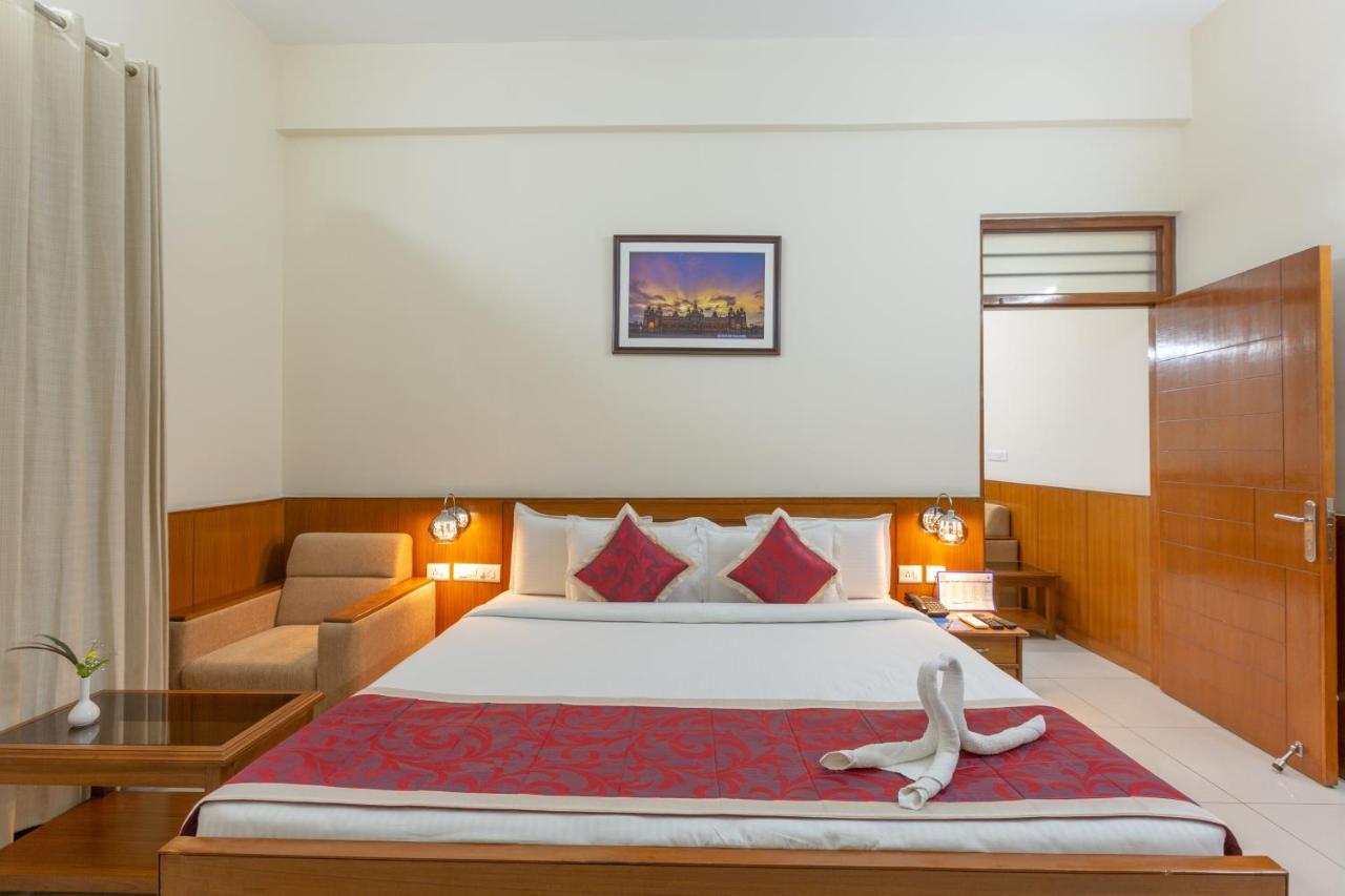 Kstdc Kumarakrupa Hotel バンガロール エクステリア 写真